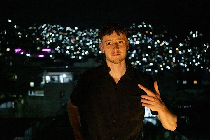 Pubcrawl & Real Favela Party in Rocinha with Locals