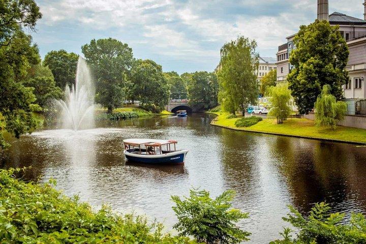 Visites de Riga en bateau Canal avec Audio Guide