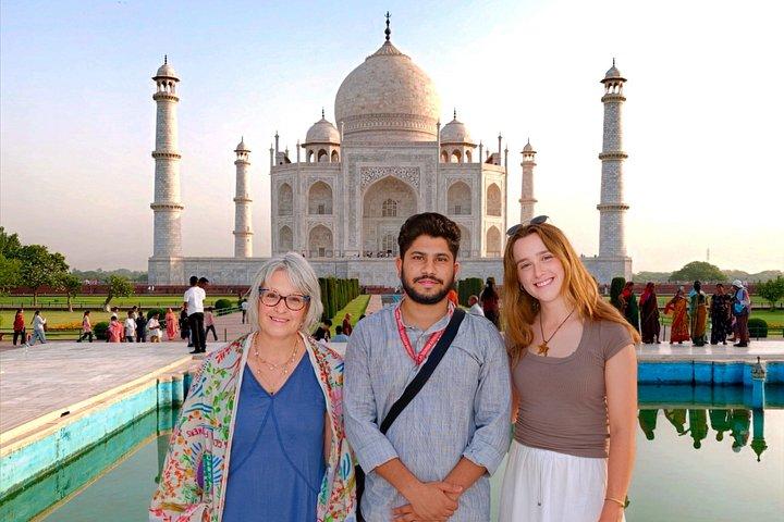 当日プライベートツアー： Taj Mahal, Agra Fort & Mathura Vrindavan