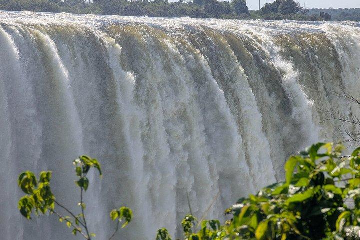 Victoria Falls Guided Tour & Viewpoints Experience