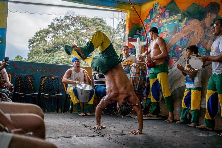 ファベーラ・ロチーニャツアー、リオ・エクスプロアによる没入型体験