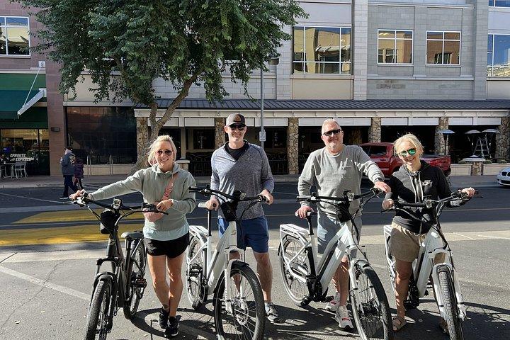 サンフランシスコのフィッシャーマンズワーフ電動自転車レンタル