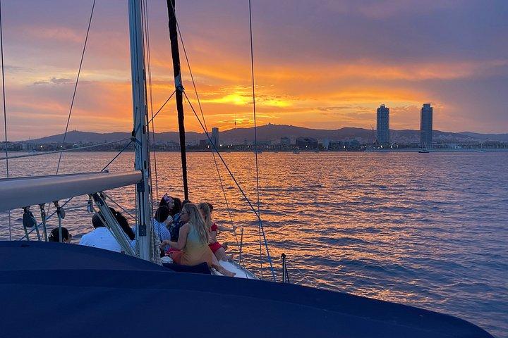 Private 2-Hour Sailing Experience in Barcelona