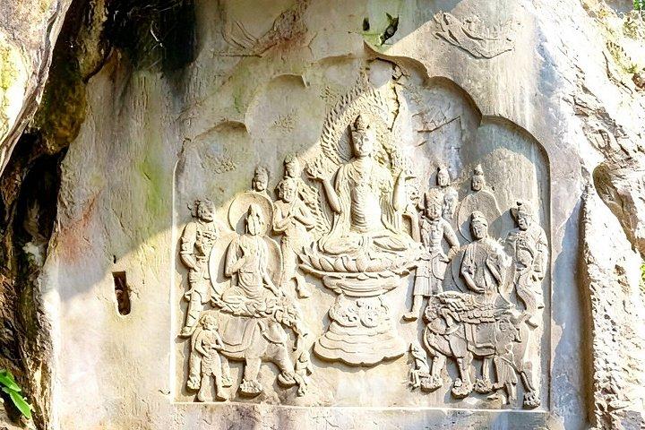 西湖と霊隠寺の杭州世界遺産ツアー