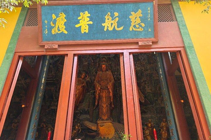 西湖と霊隠寺の杭州世界遺産ツアー