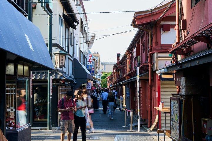Tokyo Asakusa Chobstick Making Workshop con la gente del posto