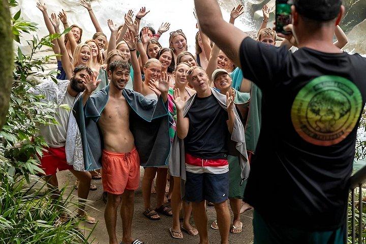 ケアンズから楽しむ、滝と森の日帰り旅行
