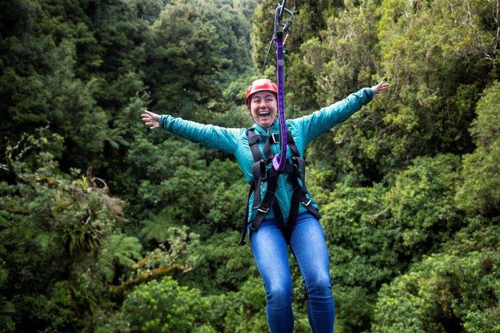 Rotorua Highlights Tour: WaiOTapu, Ziplining, Lunch från Auckland