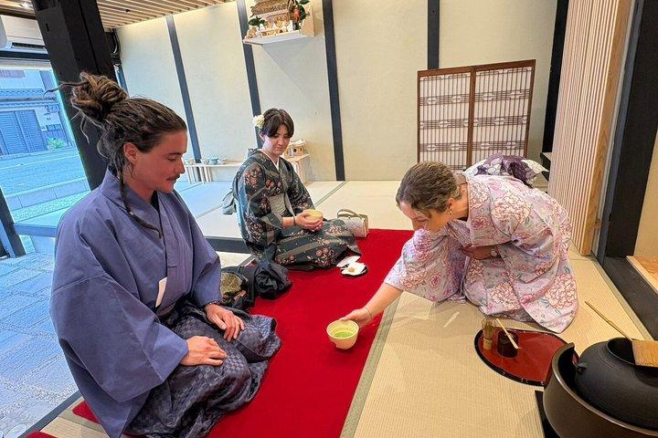 Kyoto: Okada Tea Ceremony & Kimono