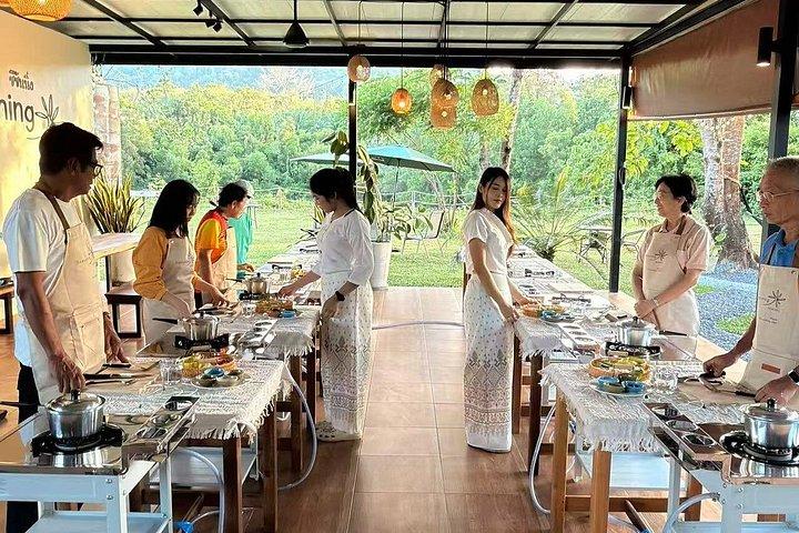 Phuket Seasoning Thai Cooking Class 4 Authentic Dishes