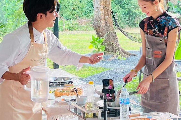 Phuket Seasoning Thai Cooking Class 4 Authentic Dishes