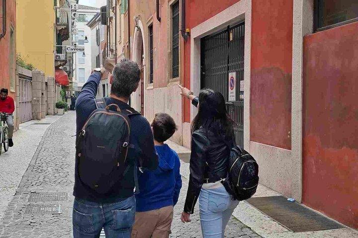 Modena Selbstgeführte Schatzsuche und Wanderung