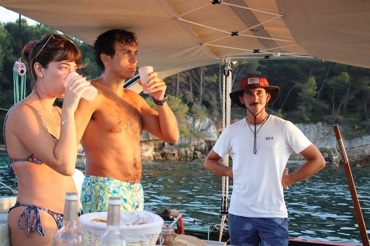 Sunset sejltur med aperitif på øen