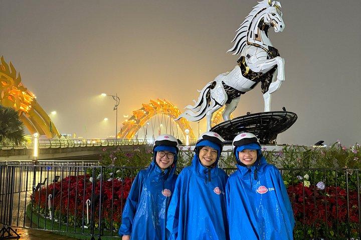 女性ライダーとバイクで巡るダナンフードツアー｜KissTour