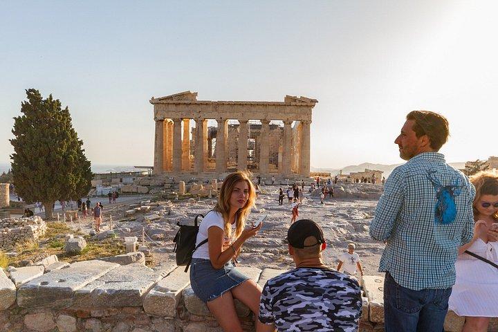 Acropolis Sunset Tour Guided Exploration in Spanish