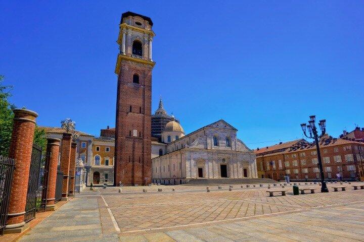 Torino Duistere Geschiedenis en Magie Zelfstandige Wandeling Tour met een APP