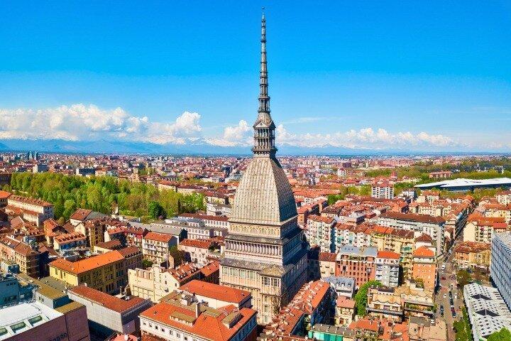 Torino Duistere Geschiedenis en Magie Zelfstandige Wandeling Tour met een APP