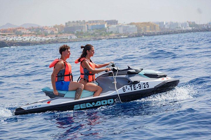 テネリフェ：ジェットスキー・オーシャンサファリ – 1時間または2時間