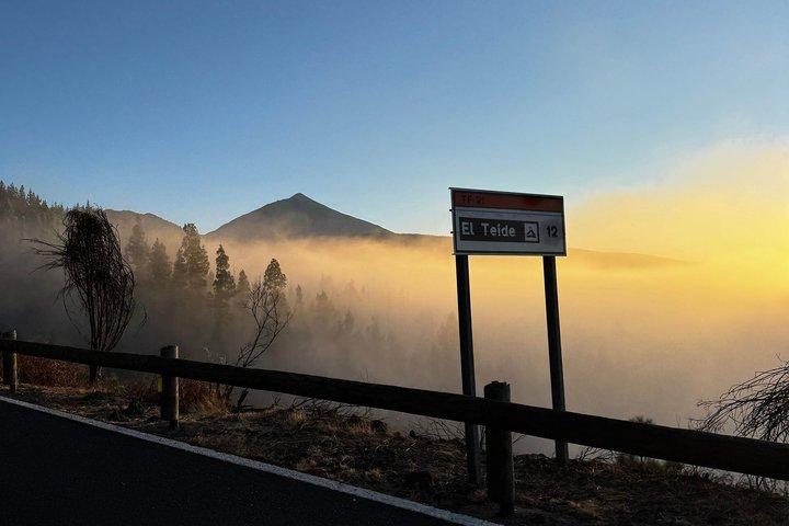 プエルト・デ・クルス発、テイデ山への夕日鑑賞四輪バギーツアー（軽食と写真撮影付き）
