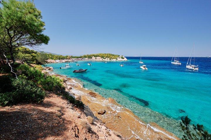 Croisière d'une demi-journée sur l'île d'Égine Moni et la plage de Klima