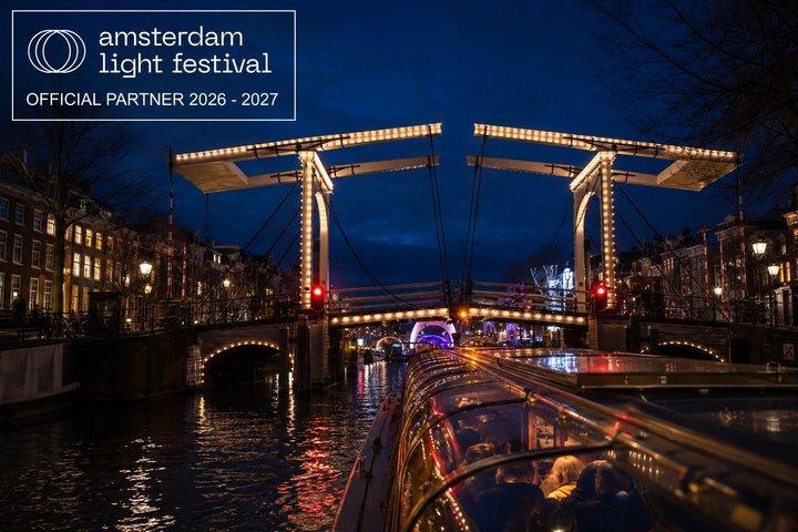 Amsterdam Light Festival Canal Cruise with Captain Guide & Drinks