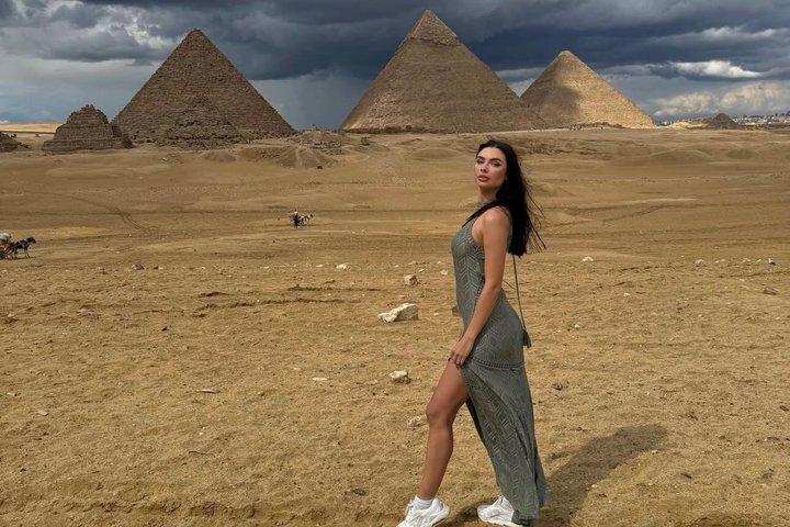Luxury Pyramids Tour with Professional Photoshoot