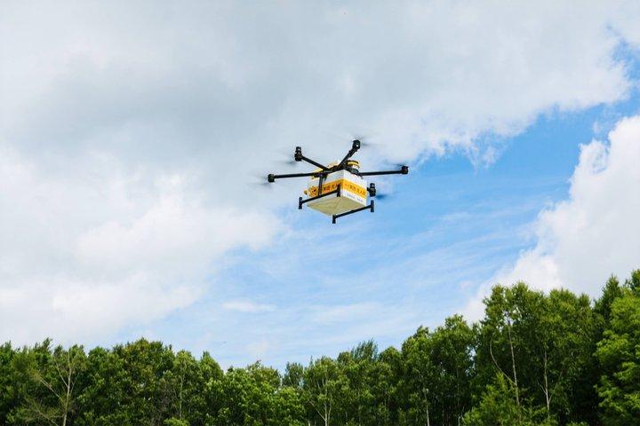 Shenzhen Tech Tour, Robot Caffè, consegna del drone, taxi a guida autonoma