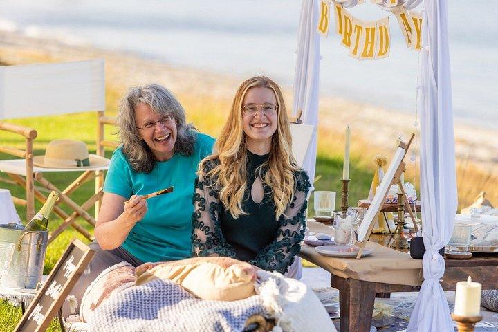 San Diego Paint and Sip Picnic Experience