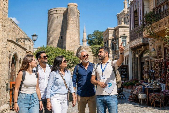 Rundgang durch die Altstadt von Baku