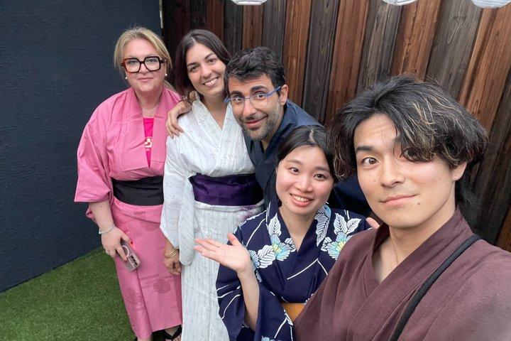 Cérémonie du thé 100% privée, calligraphie et kimono à Kyoto
