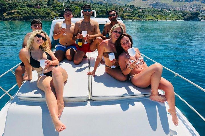 Cefalu Boat Excursions 3-Hour Coastal Experience