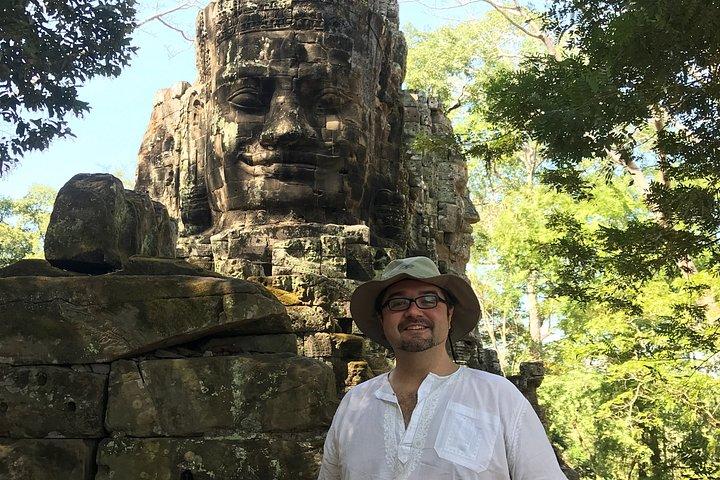 Amanhecer em Angkor Wat e Small Tour fora da pista batida
