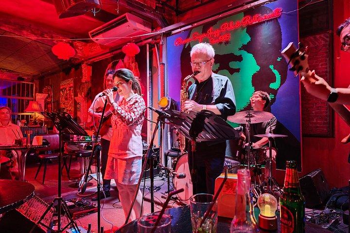ソウルライブミュージックローカルバーとトゥクトゥクでバンコク1泊