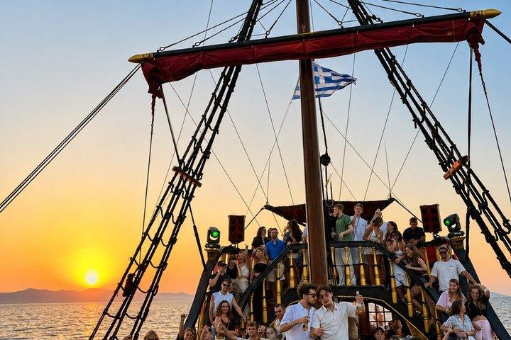 Barco De Pirata kryssning på 3 öar i Kos