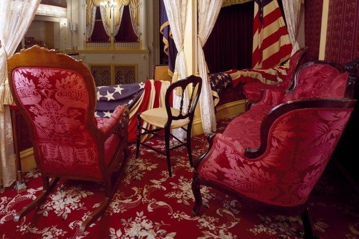 Tour dell'assassinio di Lincoln con Ford's Theatre, Petersen House