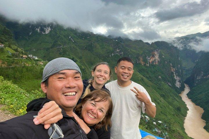 Ha Giang Loop 4 - Day Easy Rider Tour: Ma Pi Leng, cascata Du Gia