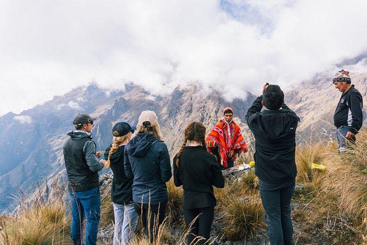 Luxury 4 Days Inca Trail Hiking Experience
