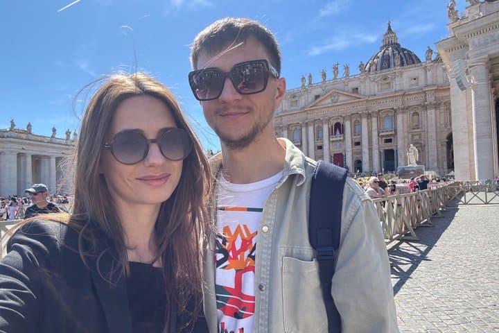 St. Peter's Basilica Private Tour: Square, Dome & Papal Tombs