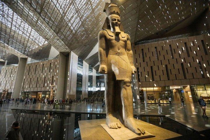 Große Museumstour mit Ägyptologe, Mittagessen & private Transfers