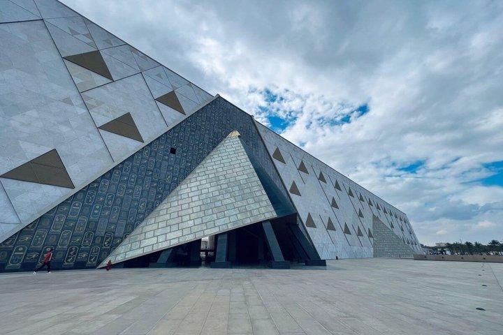 Große Museumstour mit Ägyptologe, Mittagessen & private Transfers