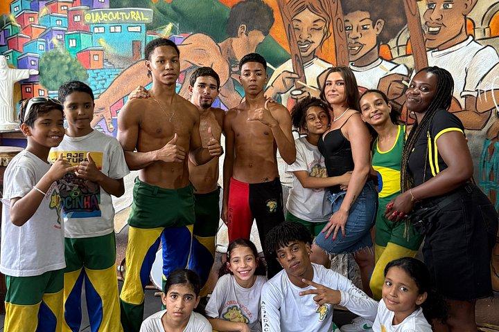 Descubre Rocinha con un guía local multilingüe