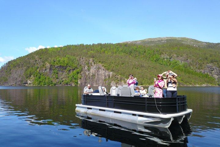 Mostraumen Lux Pontoon Cruise Bergen Fjorde