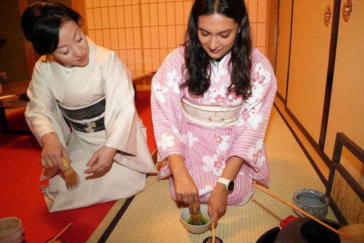 Private Kimono and Tea Ceremony Experience in Inuyama Castle Town