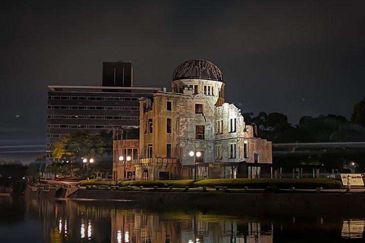 História de Hiroshima e caminhada noturna