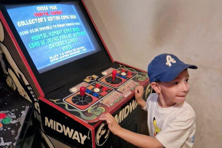 クラクフ発 2 時間のピンボールとアーケード博物館のプライベート ツアー