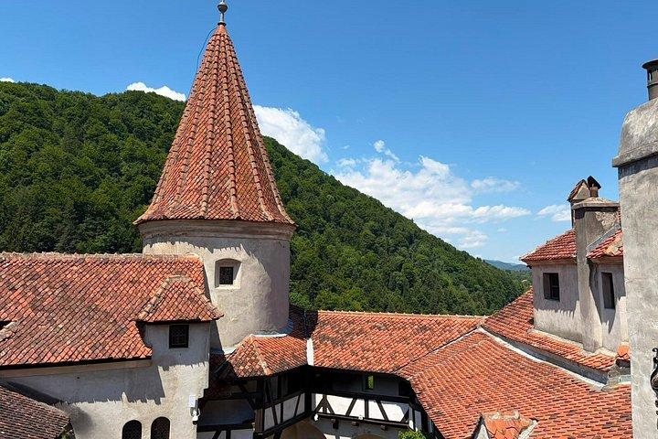 Balkan Guided Tour from Istanbul: Explore 9 Countries in one trip