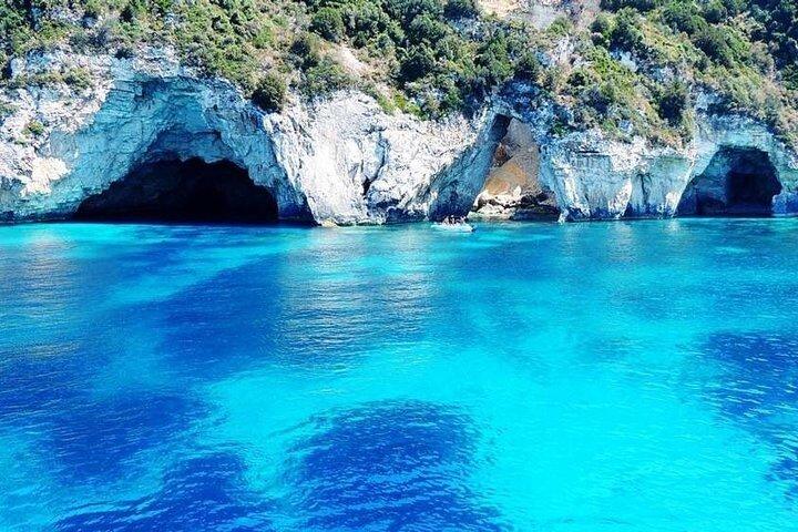 Luxury Cruise from Corfu to Paxos-Antipaxos& Caves