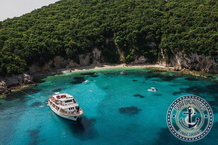 Luxury Cruise from Corfu to Paxos-Antipaxos& Caves