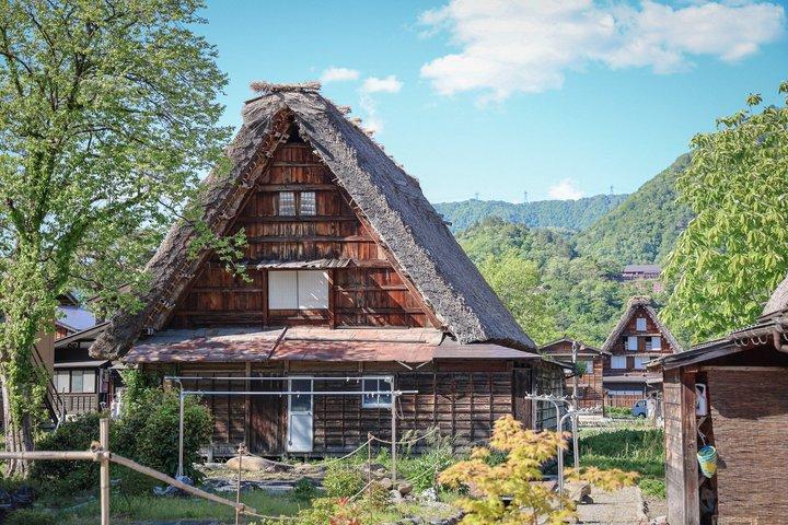 Privater Tagesausflug von Takayama nach Shirakawago mit Ortskundiger Reiseleiter