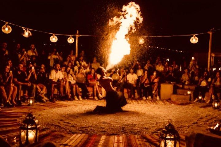 Agafay Desert Quad, Camel Ride & Dinner Show vanuit Marrakech